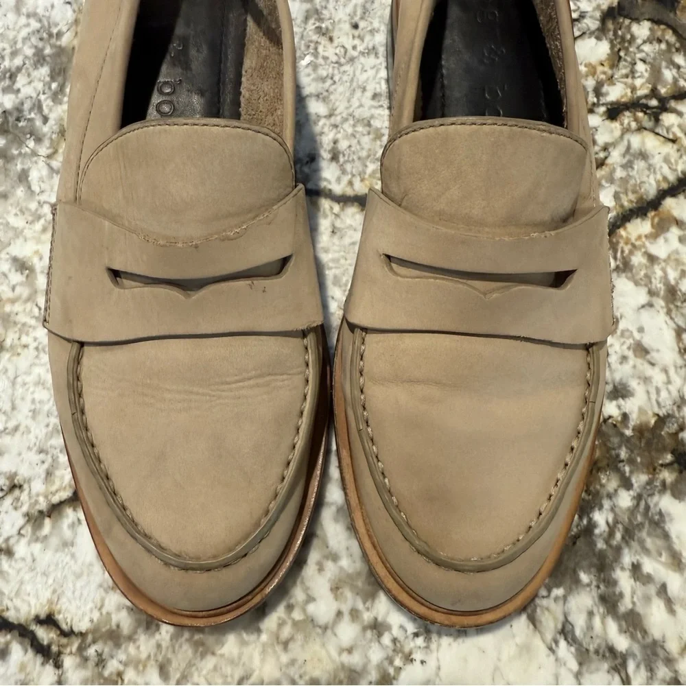 Rag & Bone Slayton Nubuck Women’s Loafer Size 40, US Size 9-9.5. EUC